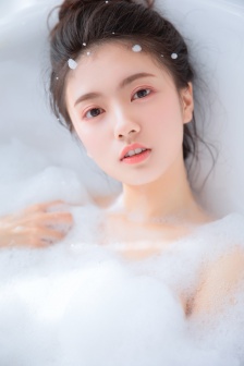 杨丞琳刺青