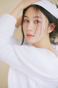 冲田杏梨女教师未删减版