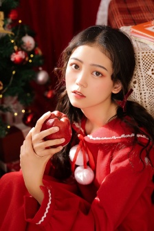 公交车美女校花小雪